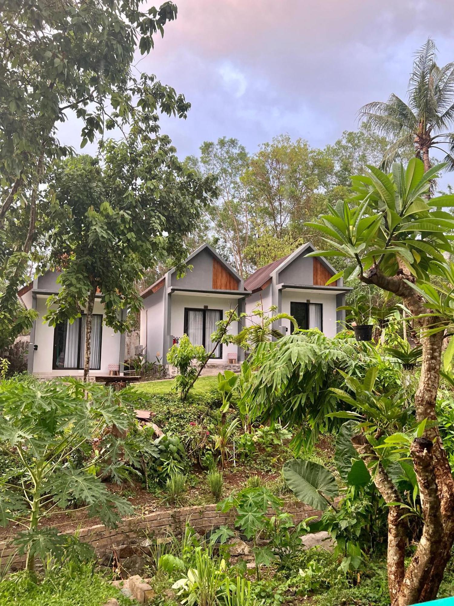 Makarma Resort Lombok Senggigi Exterior foto